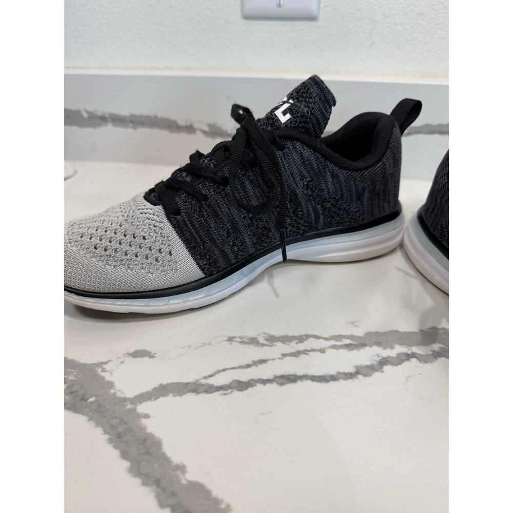 APL Women’s TechLoom Pro Tennis Shoes Running White / Black / Cosmic Grey Size 7 - Picture 7 of 11